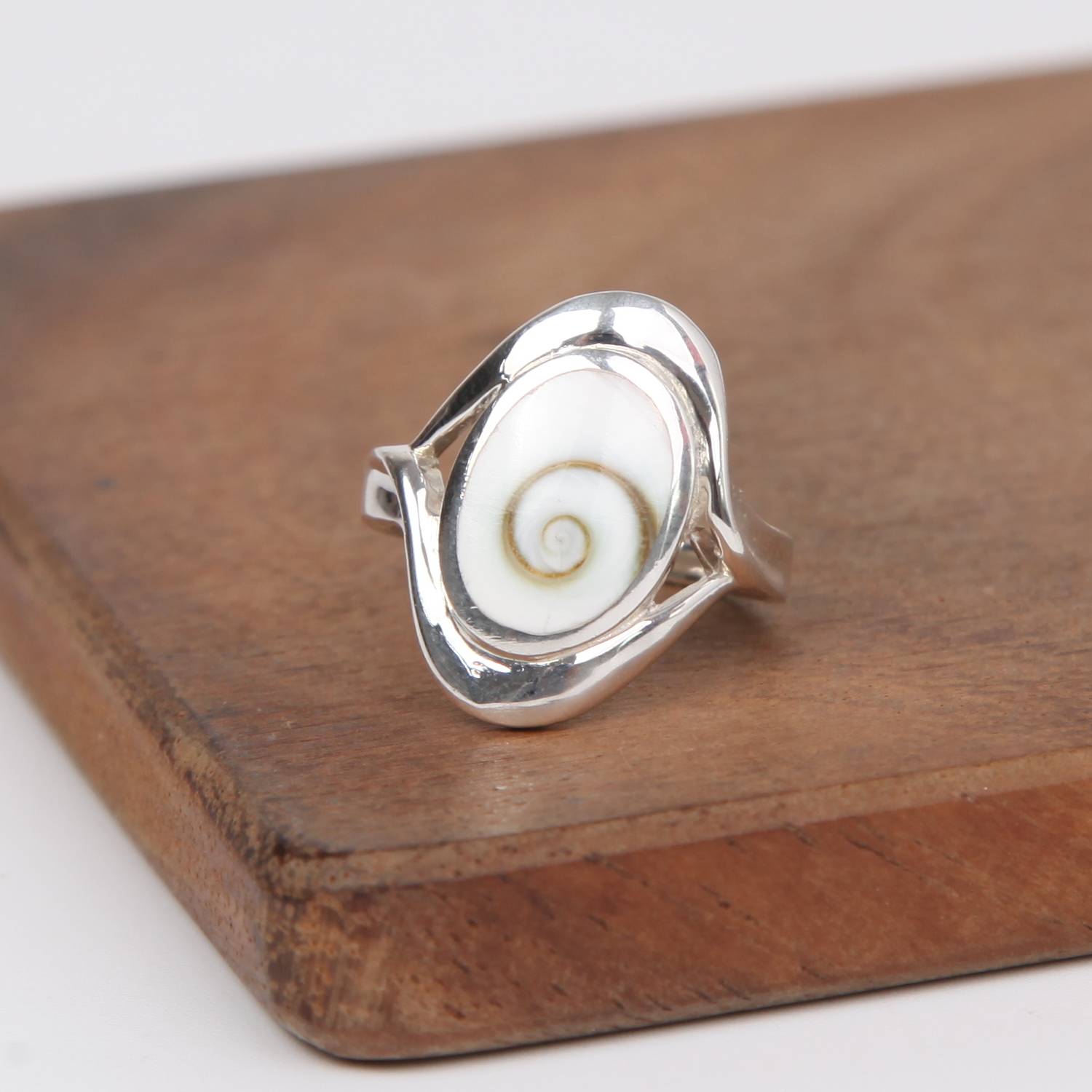 Oval Sterling Silver ring with Shiva Eye Shell