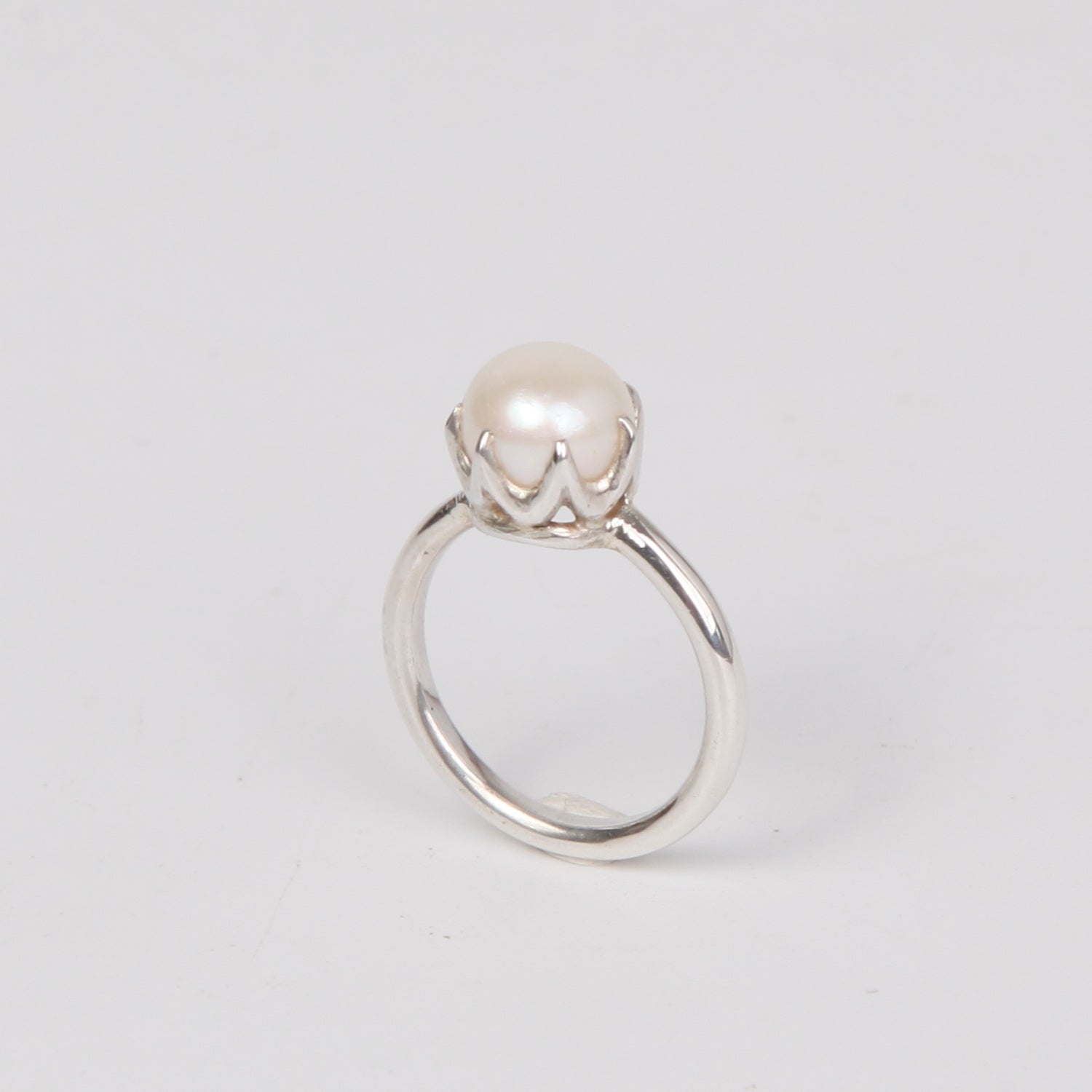 Sterling Silver Ring with Single Fresh Water Pearl