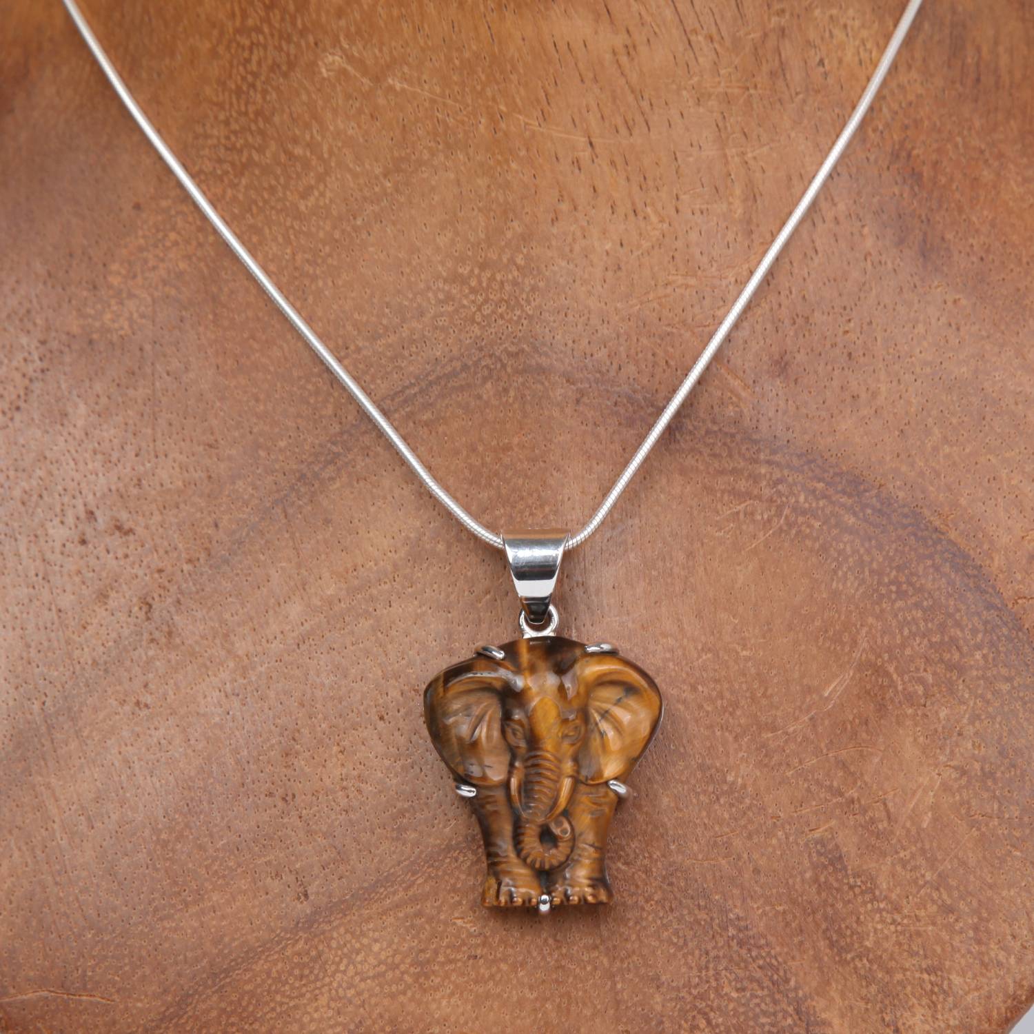 Sterling Silver Pendant with Tiger's Eye (Elephant curved)