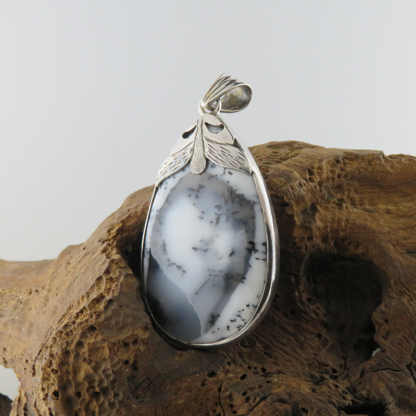 Agate Pendant with Sterling Silver