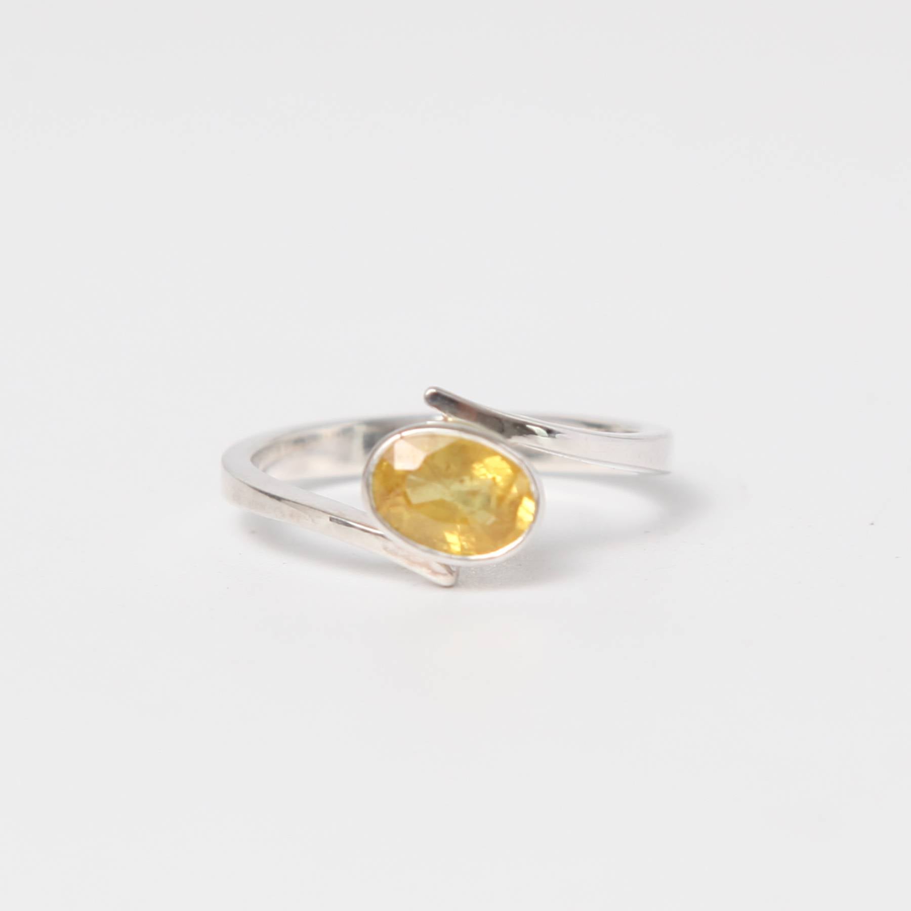 Natural Certified Yellow Sapphire/pukhraj Stone Astrology, Statement Ring  in 925 Sterling Silver for Men Andwomen - Etsy