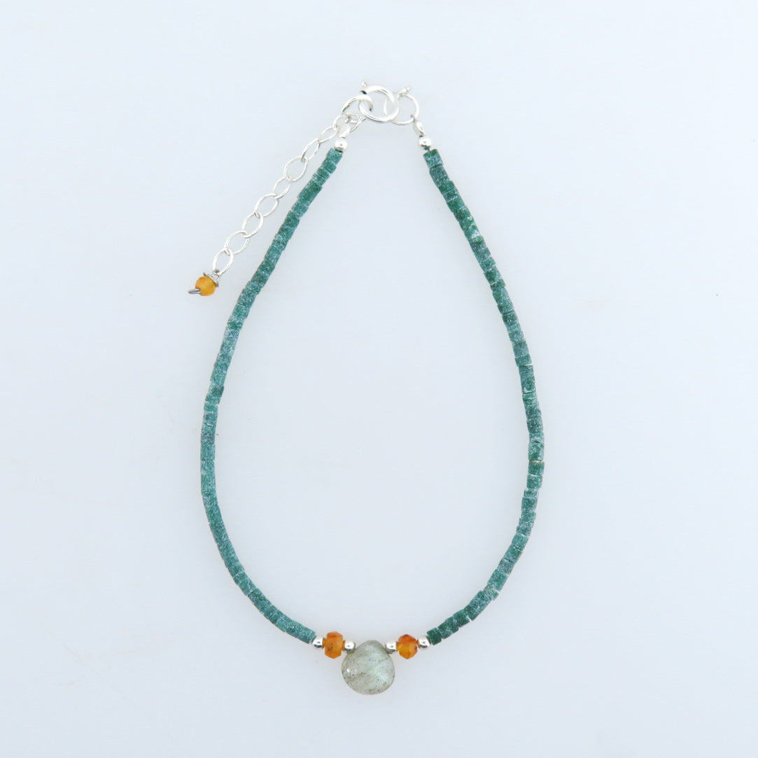 Emerald Bracelet with Labradorite, Carnelian and Silver Beads