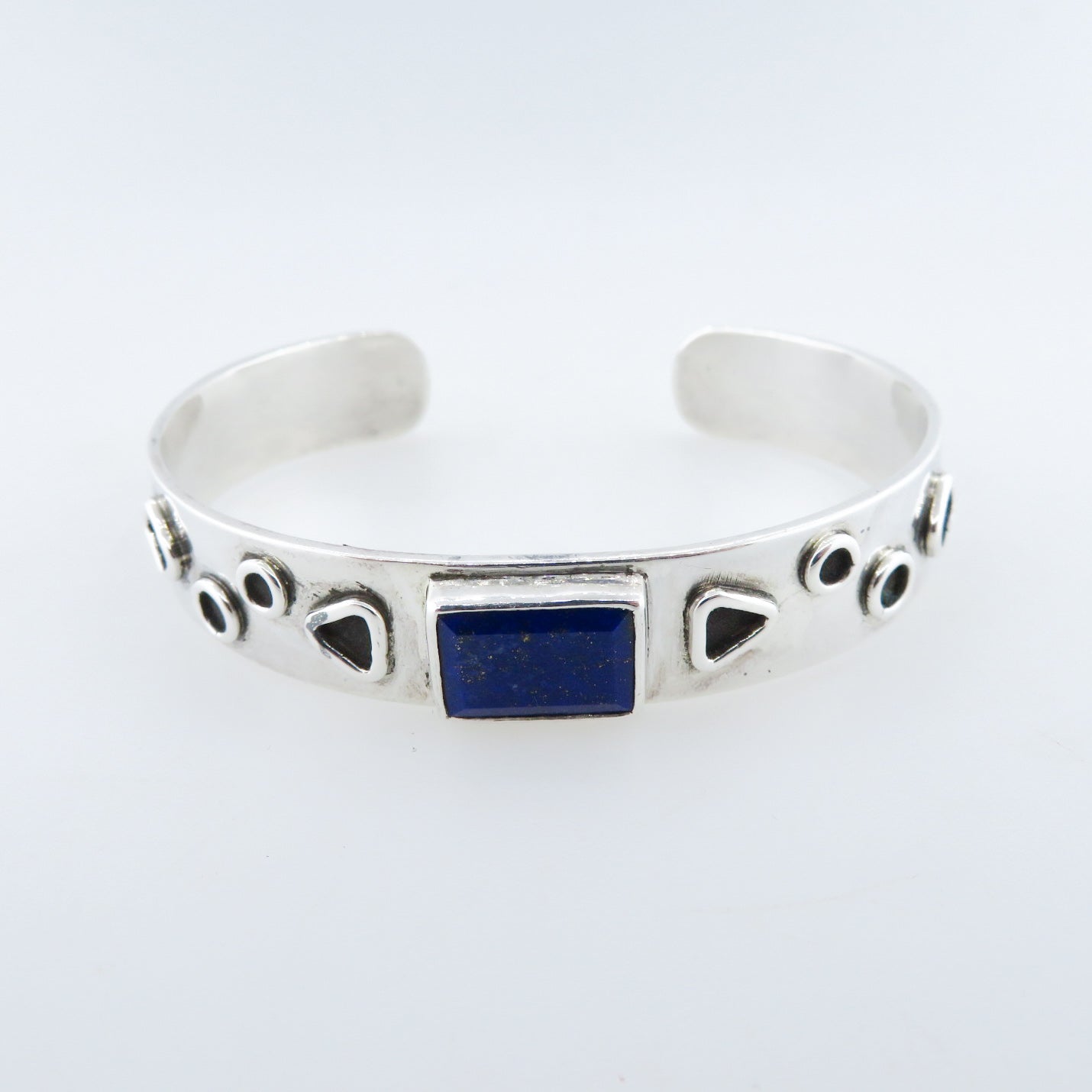Sterling Silver Bangle with Lapis Lazuli