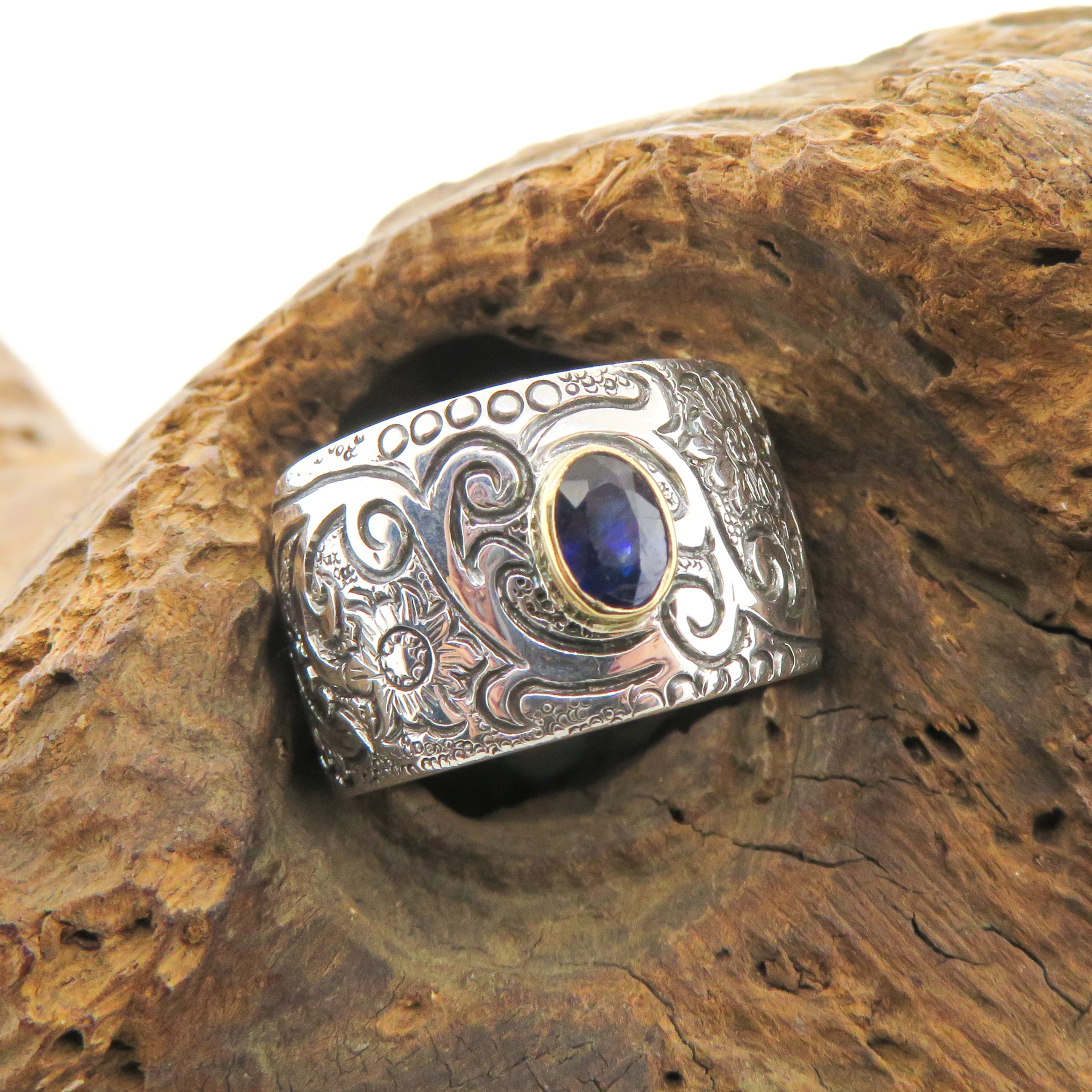 Blue Sapphire Sterling Silver Ring with 18k Gold