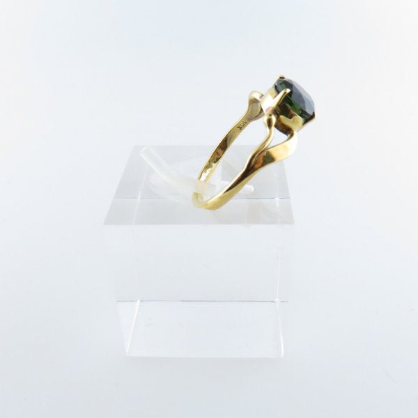 18K Gold ring with Moldavite (Meteorite)